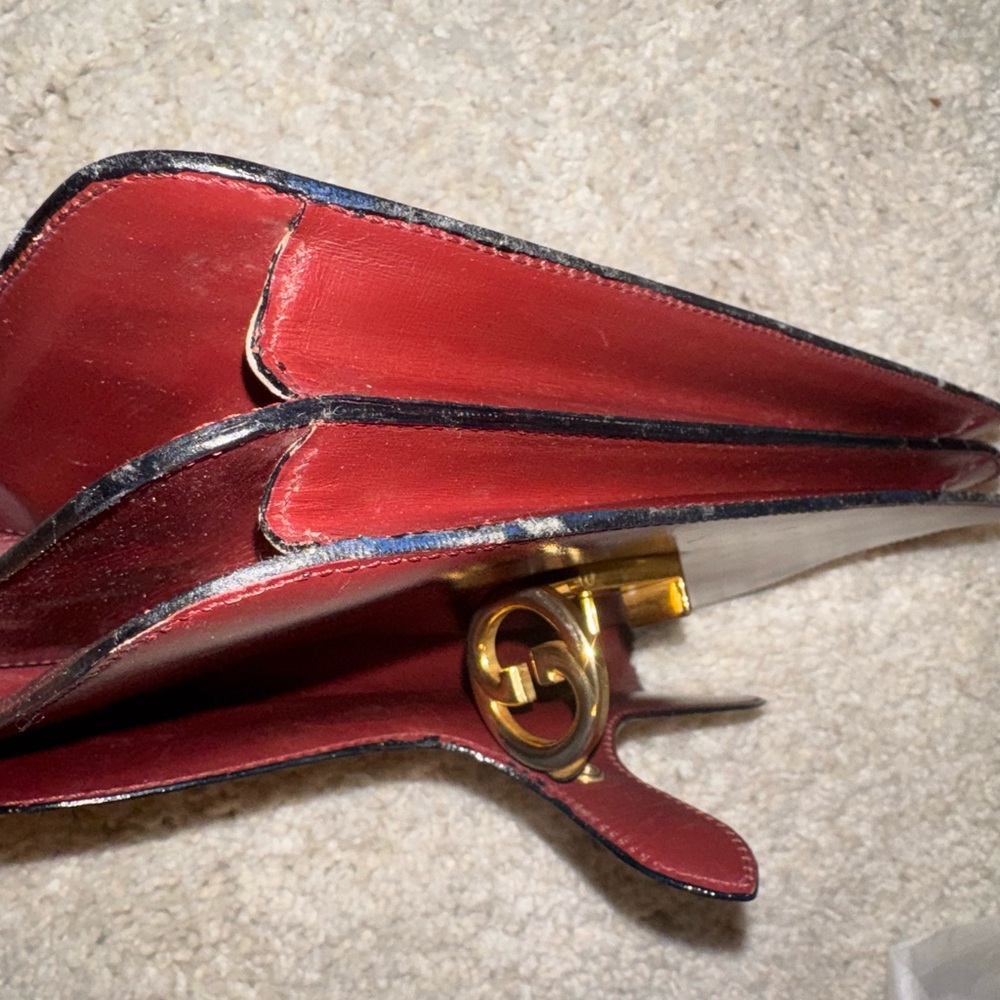 Vintage Interlocking Gucci Handbag - Picture 9 of 13